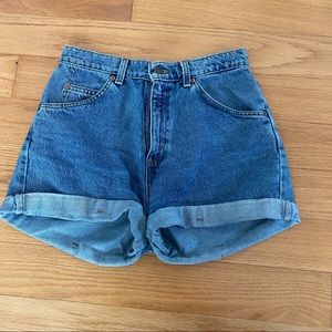 Vintage 501 high waisted levis shorts